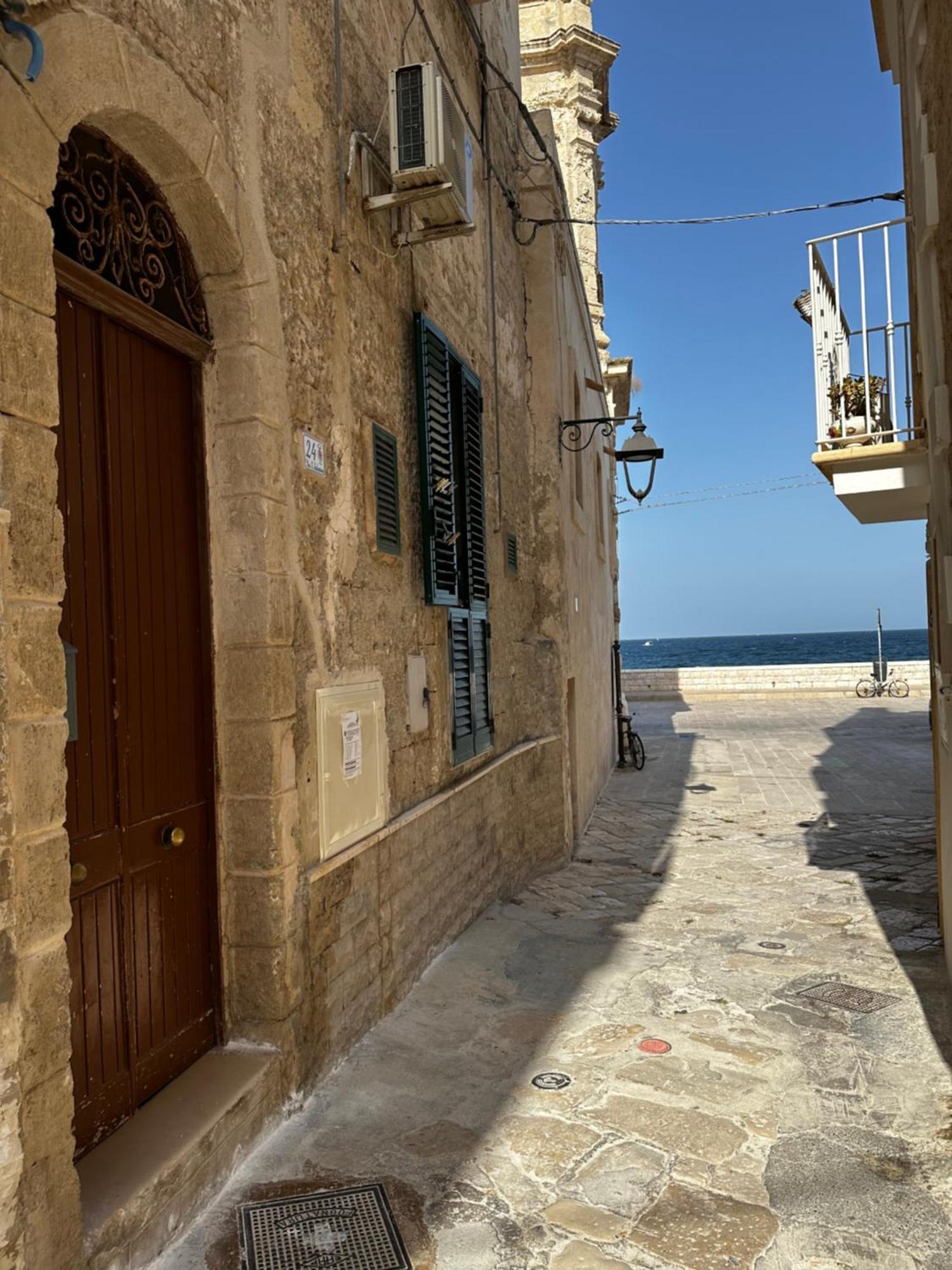 Casa Vacanze San Salvatore Centro Storico Monopoli Luaran gambar