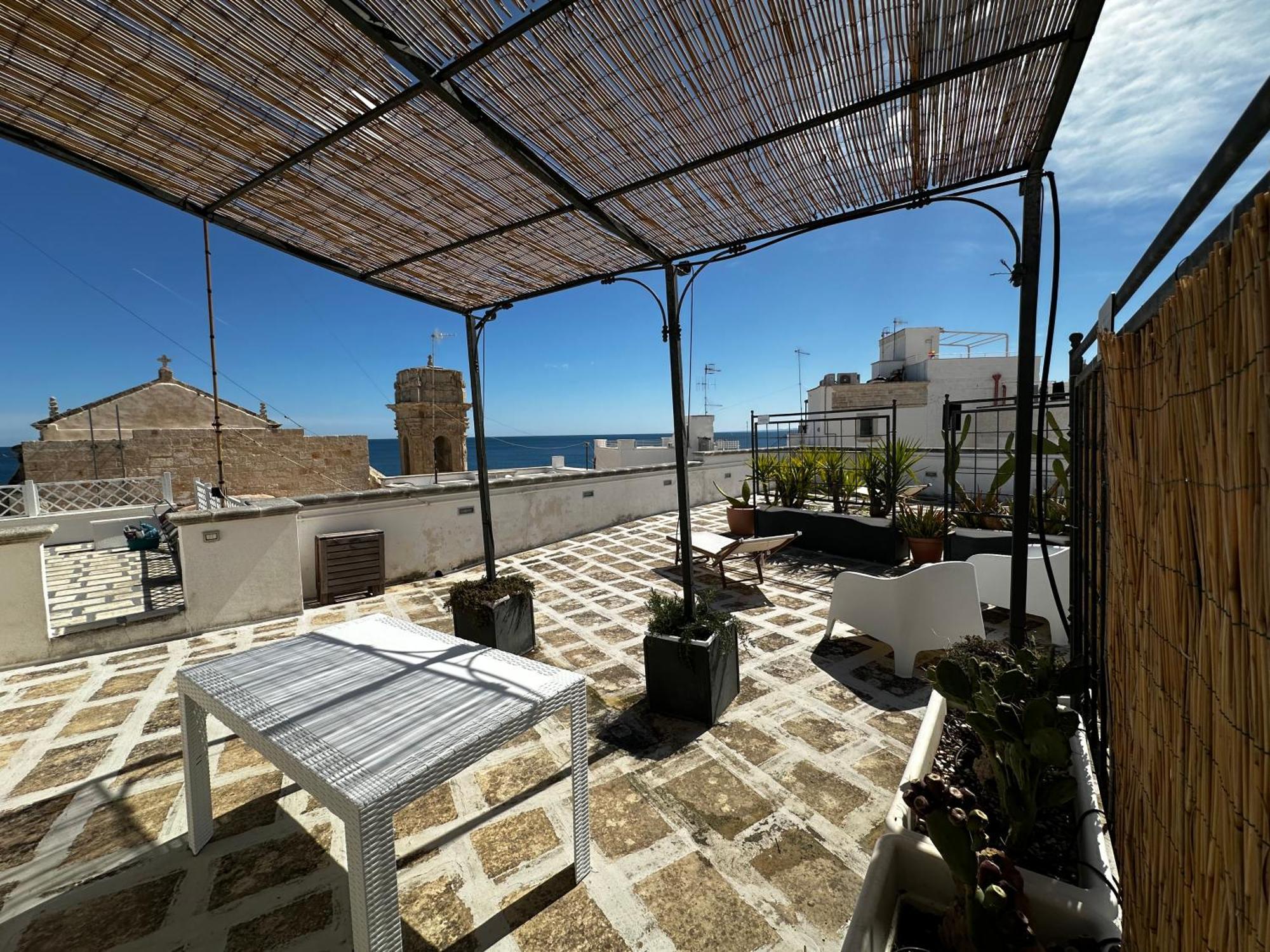 Casa Vacanze San Salvatore Centro Storico Monopoli Luaran gambar